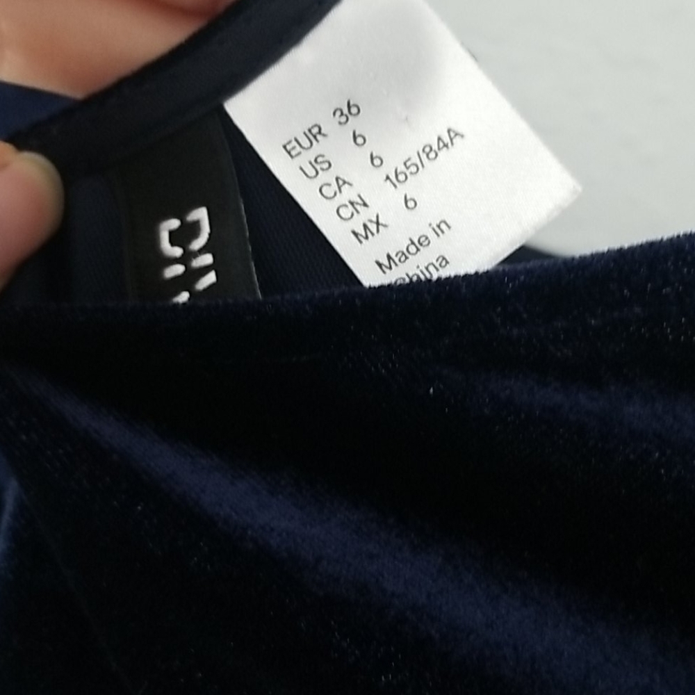 H&M illusion neckline mini dress - Picture 7 of 8